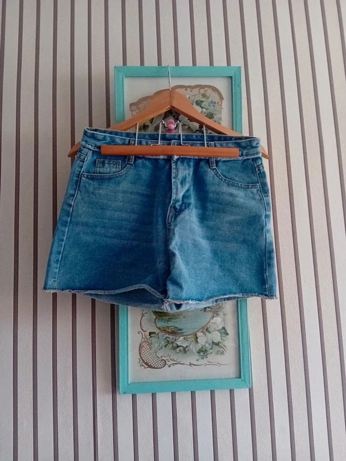 Short en jean taille L de chez Shein