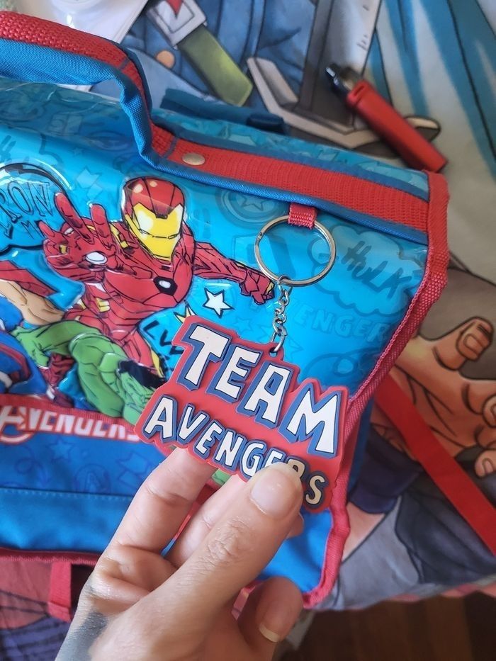 Cartable avengers - photo numéro 3