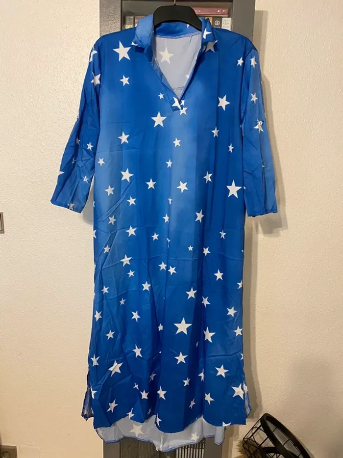 superbe robe longue motifs étoiles effet jean taille 48