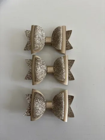 Barrettes dorées