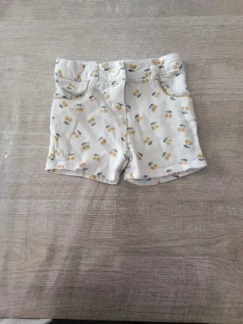 Short blanc