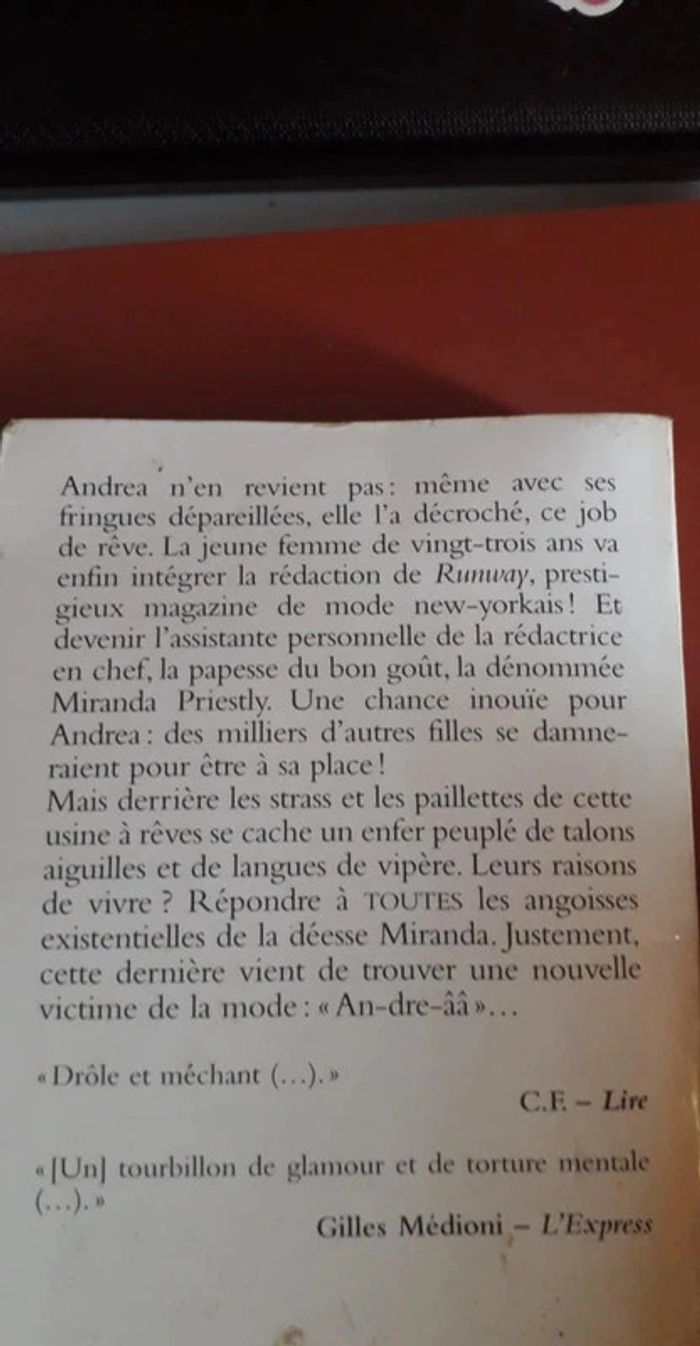 Livre / Le Diable s'habille en Prada / Lauren Weisberger. - photo numéro 3