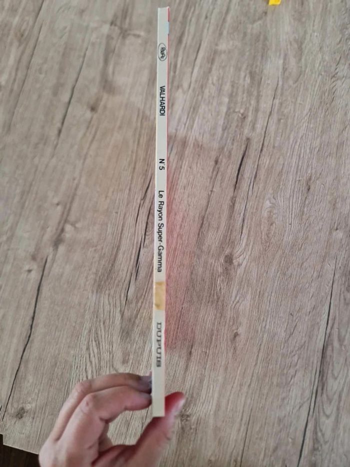 Bande dessinée Les aventures de Jean Valhardi - photo numéro 2