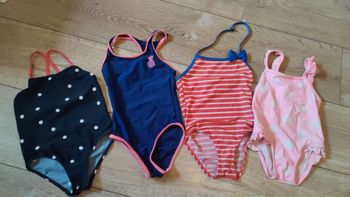 Lot de maillots de bain 