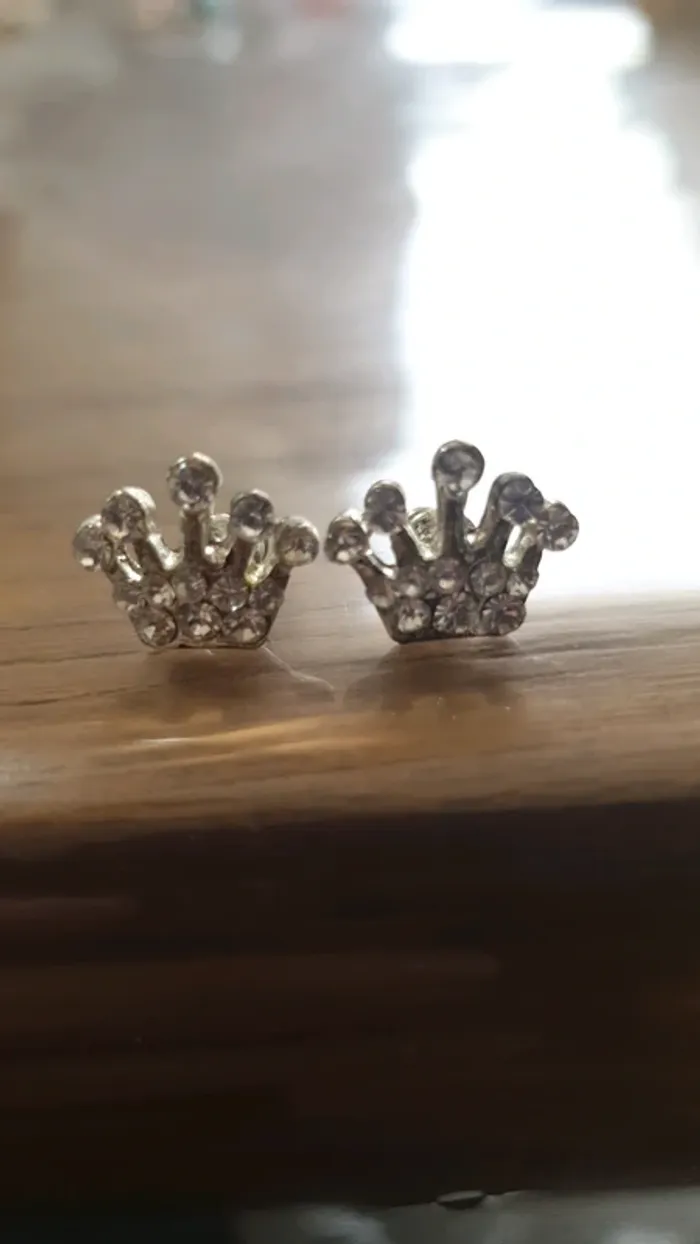 Boucles d'oreilles couronne - photo numéro 2