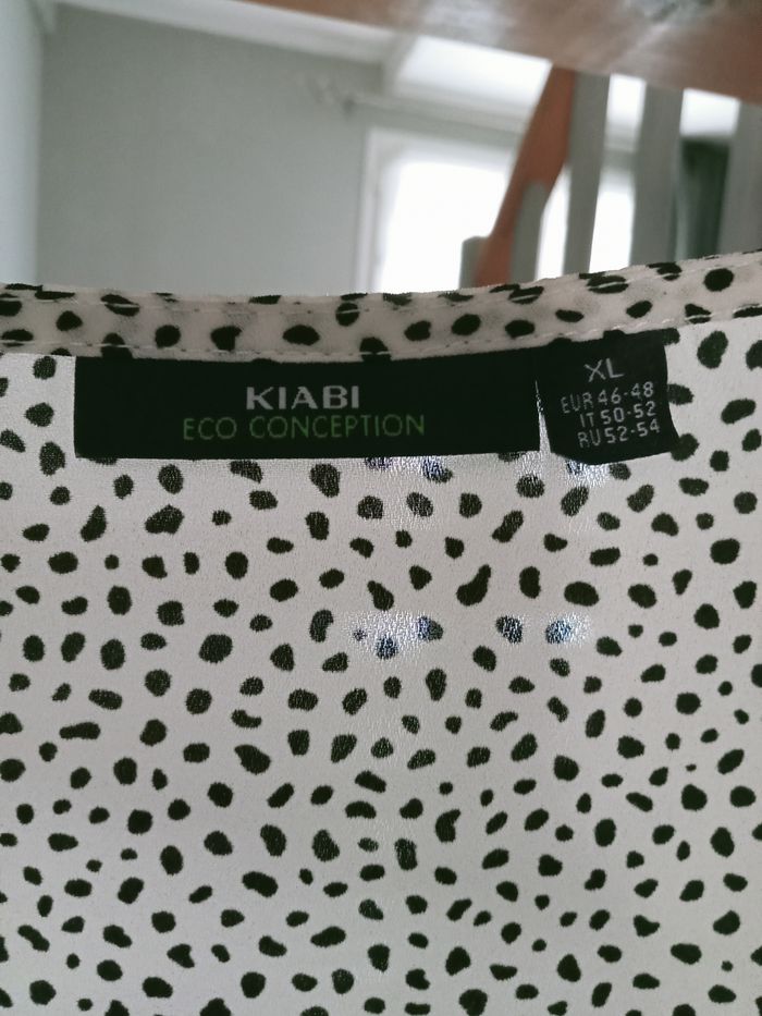 Tee-shirt taille 46/48  kiabi - photo numéro 3