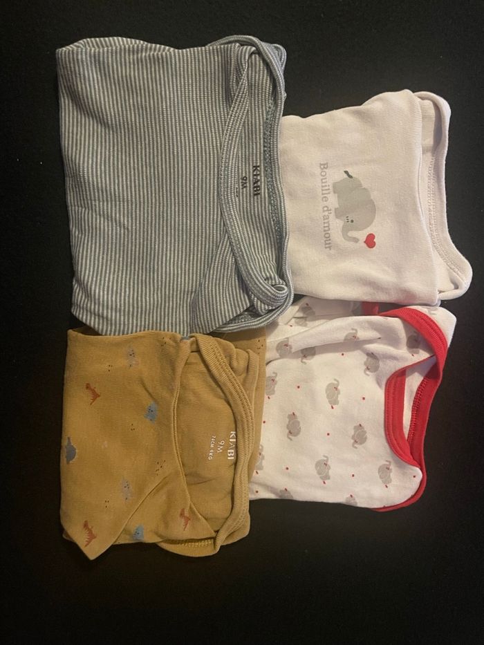 4 bodys manches courtes 9 mois