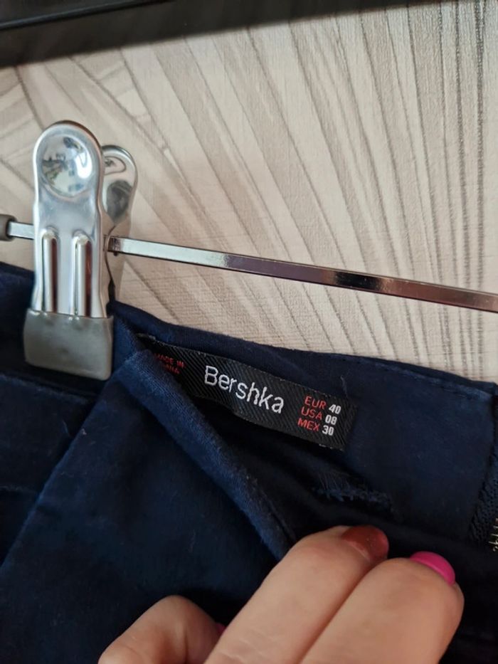 Joli short habillé Bershka taille 40 - photo numéro 5