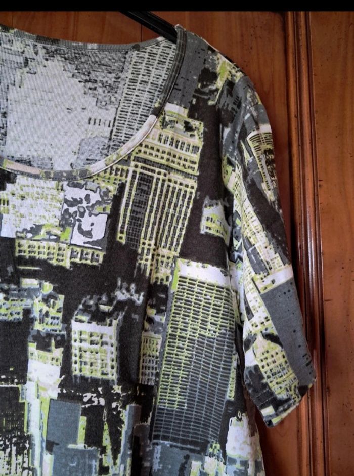 Tee-shirt NEUF pour femme taille 46 - photo numéro 5