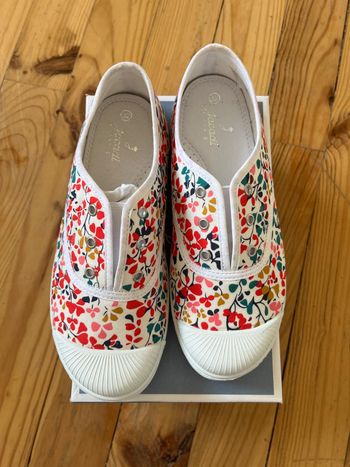Tennis liberty Jacadi 32 neuves