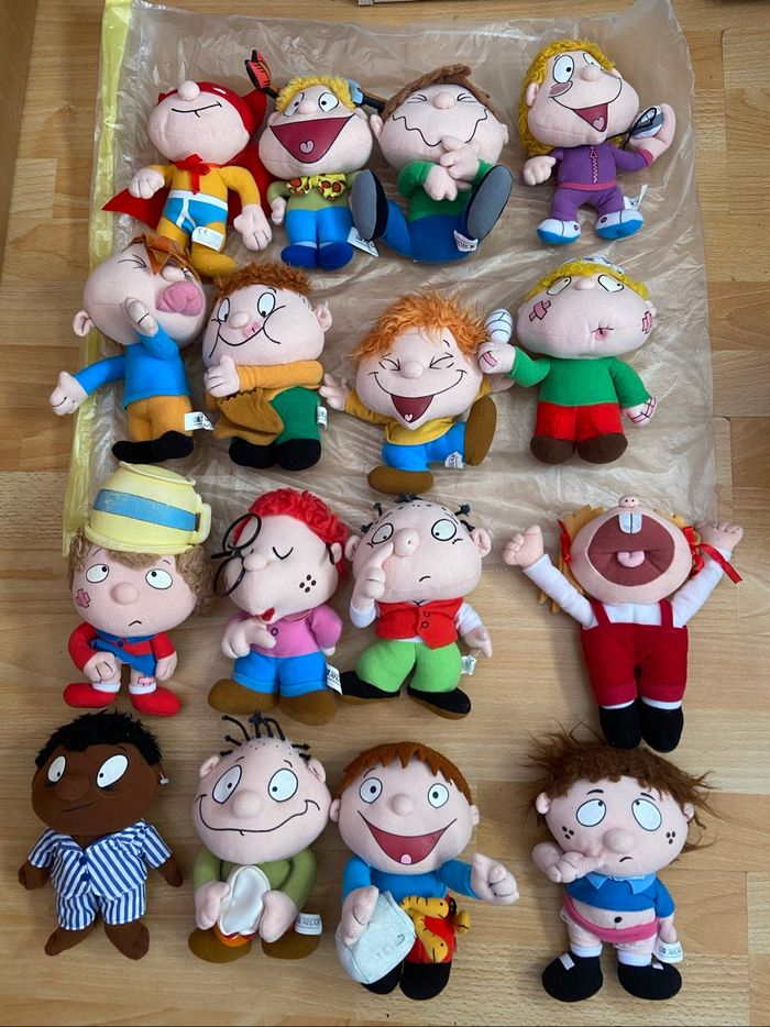 Lot de peluches les petites crapules