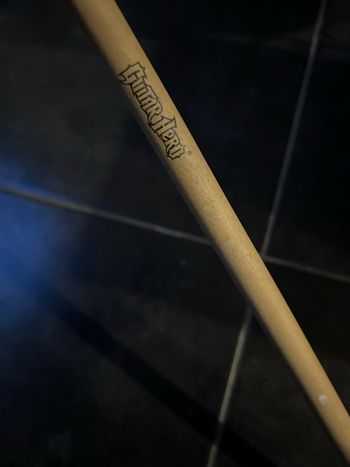 Une baguette Wii Guitar hero Nintendo