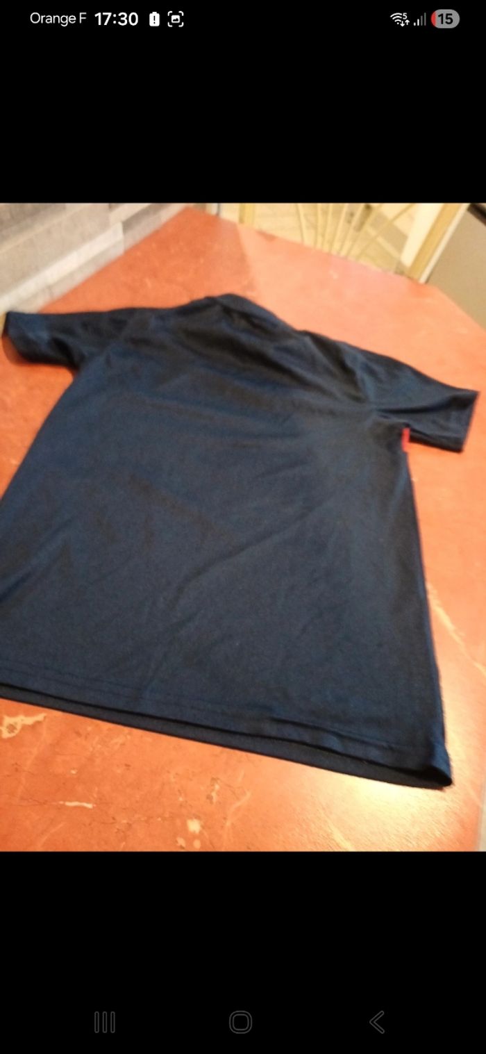 T.shirt garçon taille 10 ans - photo numéro 3