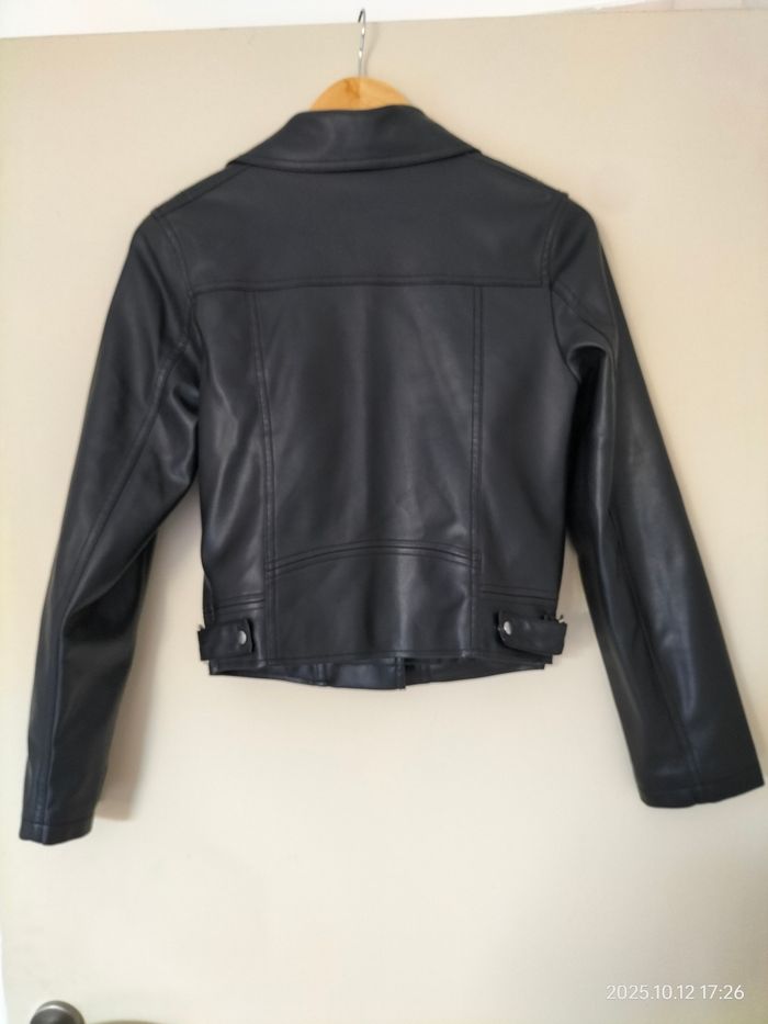 Veste simili cuir noir - photo numéro 4