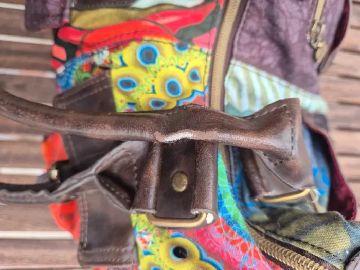 Sac fourre-tout  Desigual bon état - photo numéro 8
