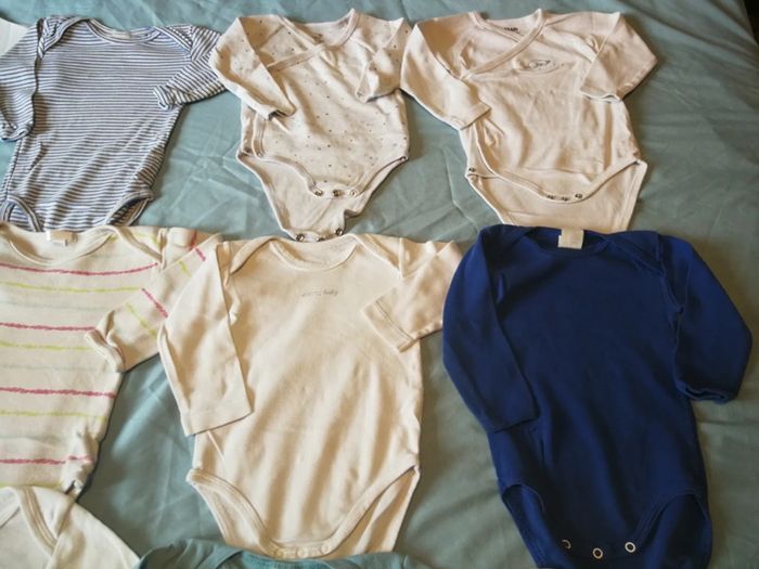 Gros lot de 12 mois - photo numéro 14