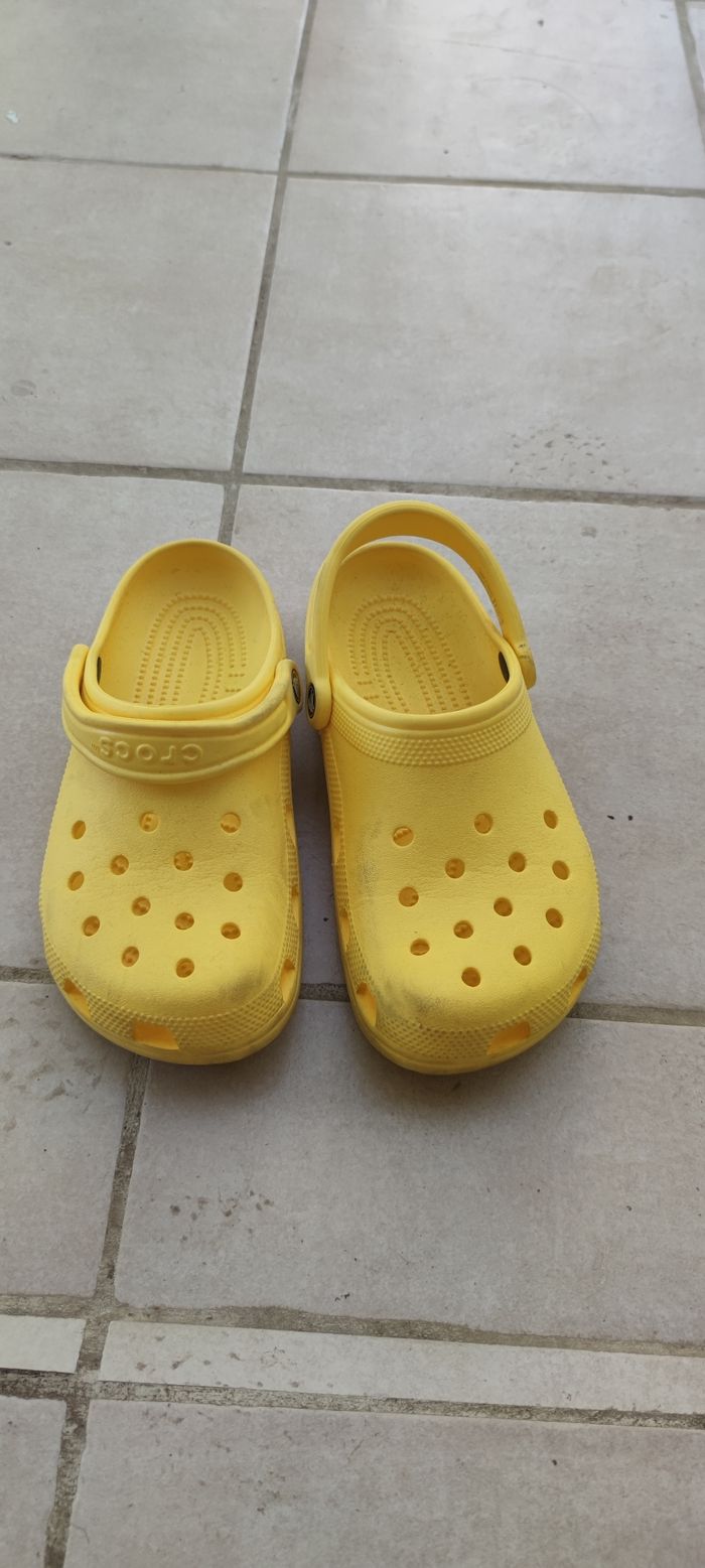 Crocs