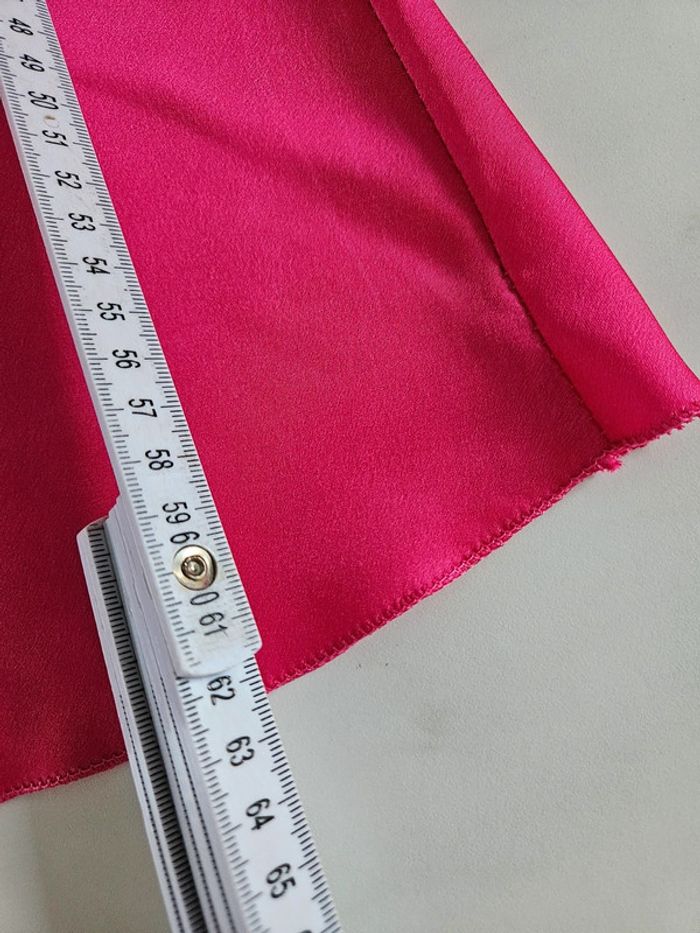 Made in Italy. Top fushia satiné bretelles dorée taille M - photo numéro 12