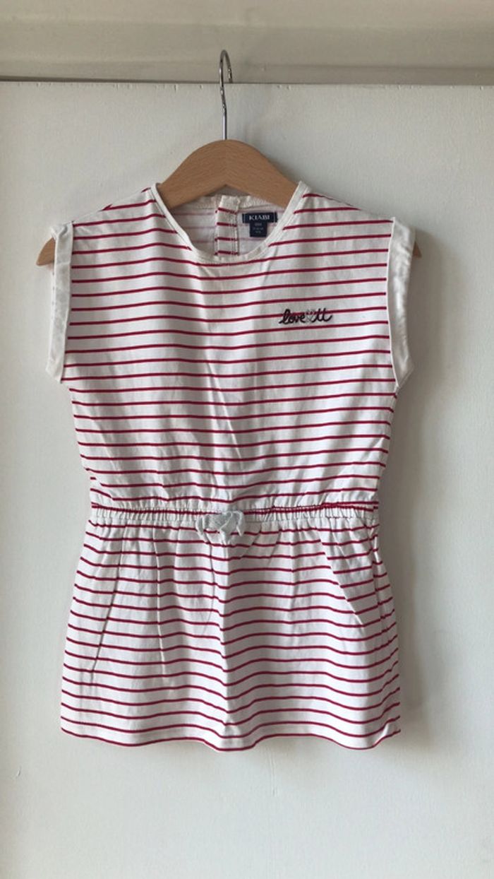 Robe rayée manches courtes