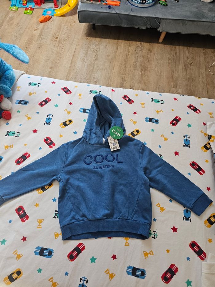 Sweat-shirt