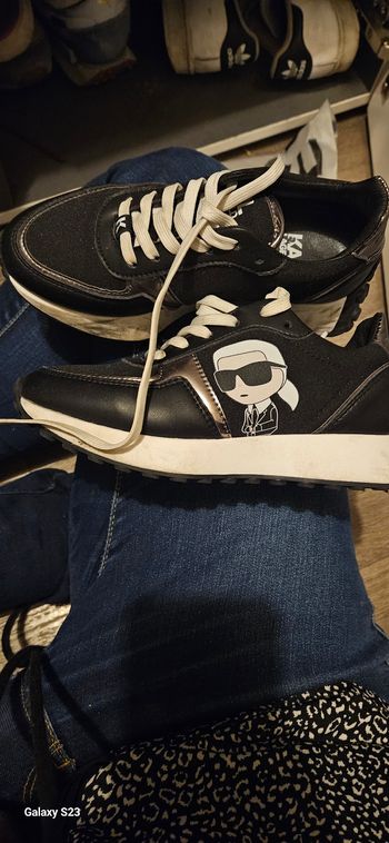 Basket karl lagerfeld taille 33