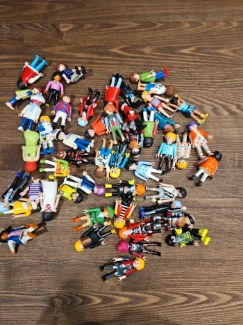 50 personnages playmobil
