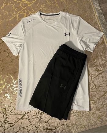 Ensemble Under Armour