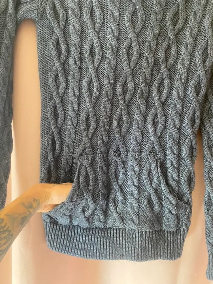 Pull bleu marine - photo numéro 6