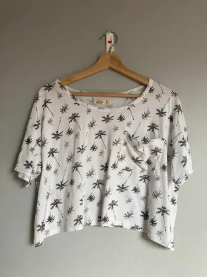 T-shirt crop top été Hollister motif palmier – Taille M