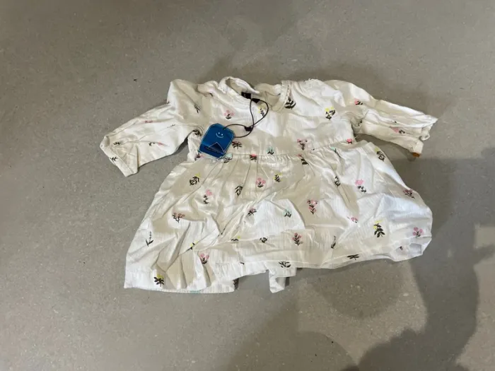 Robe manche longue 3 mois - photo numéro 2