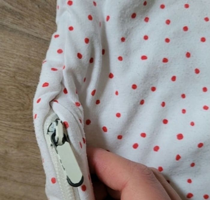 Gigoteuse tog 2 Disney Minnie taille 6/18 mois - photo numéro 3