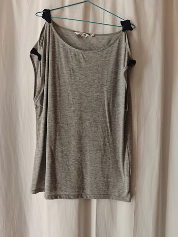 Tee-shirt épaules nues Naf Naf taille M