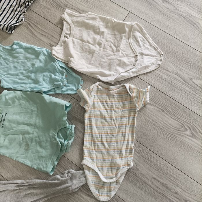 Lot été 9 mois - photo numéro 6