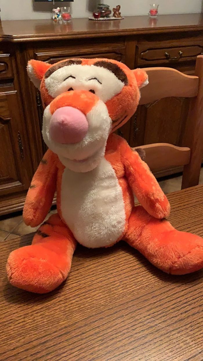 Grande peluche Tigrou
