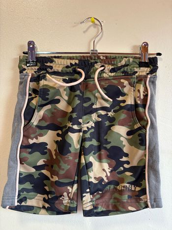 Short fille taille 116