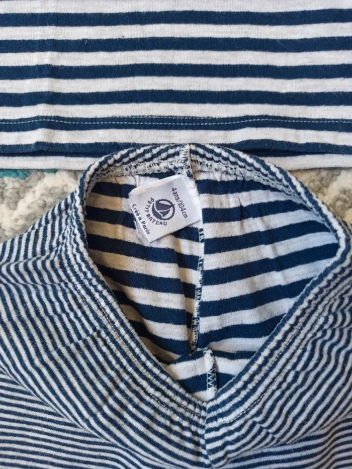 Pyjama 2 pièces épais- Taille 4 ans - photo numéro 5