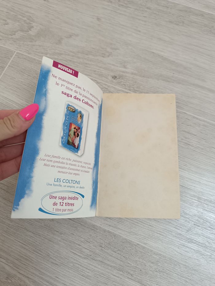 Livre Harlequin - photo numéro 3