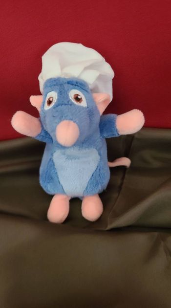 Disney Ratatouille peluche Rémy le rat avec toque