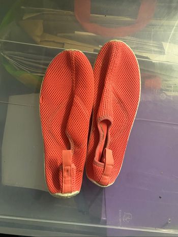 Aquashoes décathlon taille 38-39