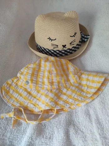 Lot chapeau et bob été