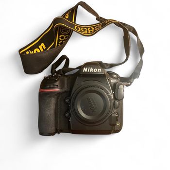 Appareil photo reflex numérique Nikon D850 45,7 MP - Noir (boîtier seul) - Excellent état