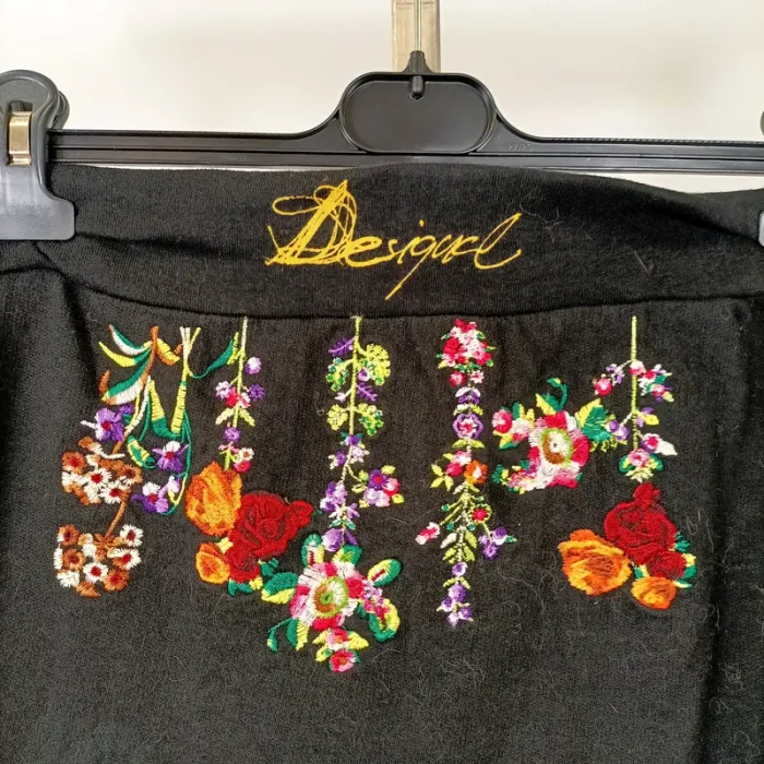 Jupe Desigual noire brodée - Taille L - Style bohème chic A597 - photo numéro 7