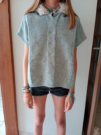 Poncho gris