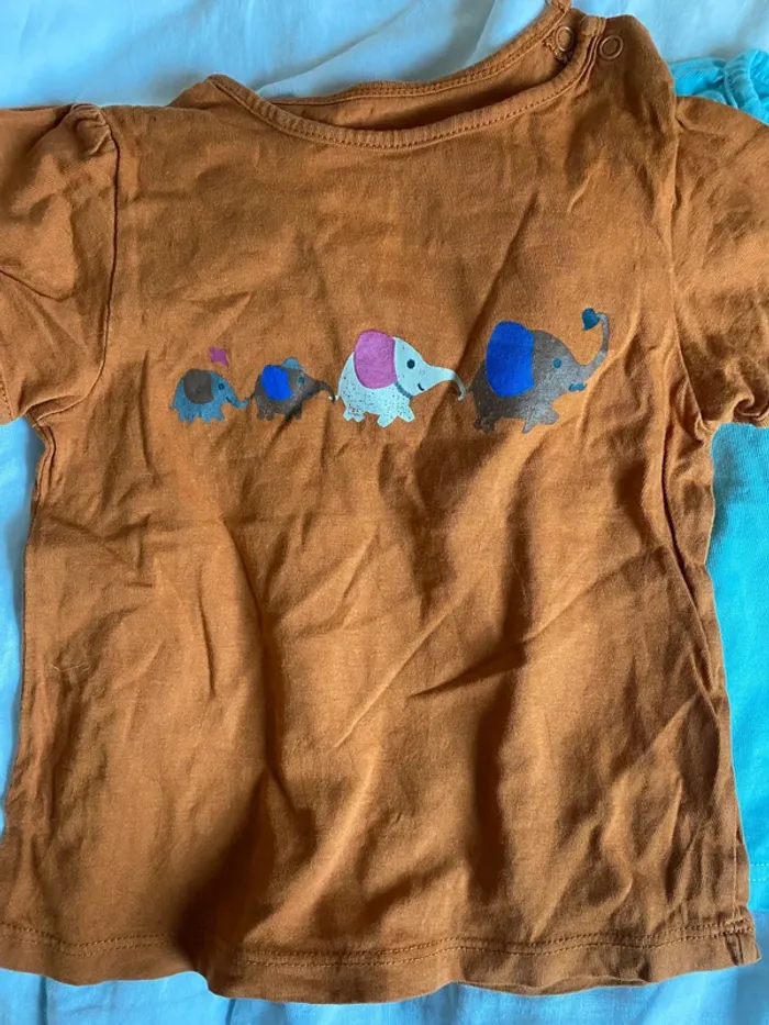 Lot 4 tee shirt 18 mois - photo numéro 2
