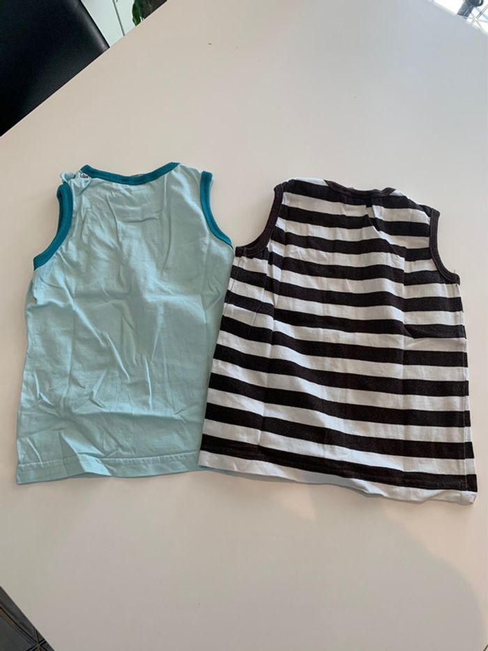 Lot 2 débardeurs bébé garçon H&M taille 1-2 ans - photo numéro 2