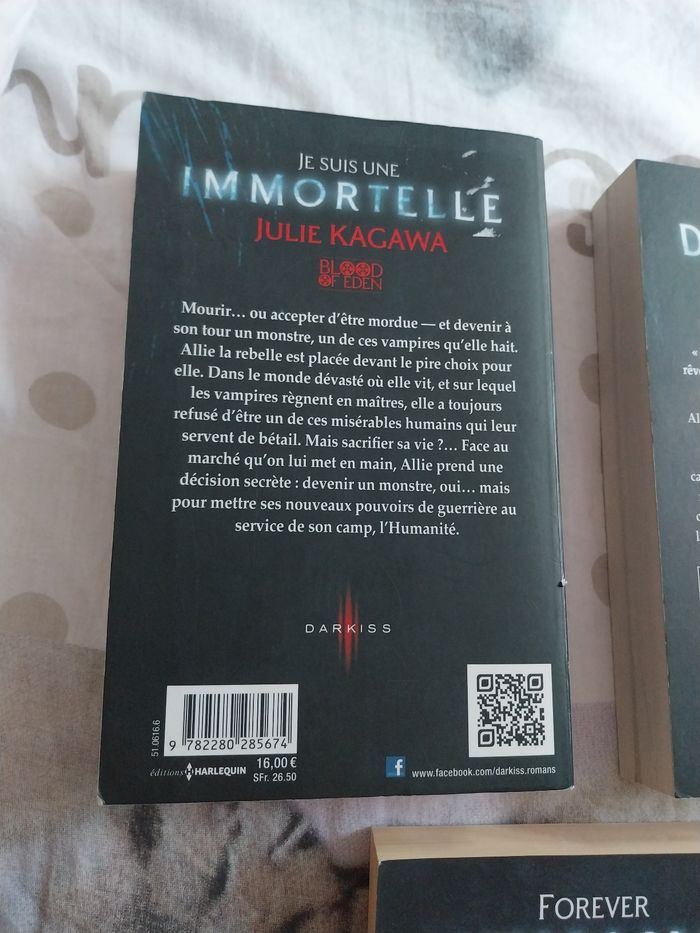 Romans Blood of Eden tomes 1 à 3 Trilogie Julie Kagawa Forever Humaine Darkiss - photo numéro 4