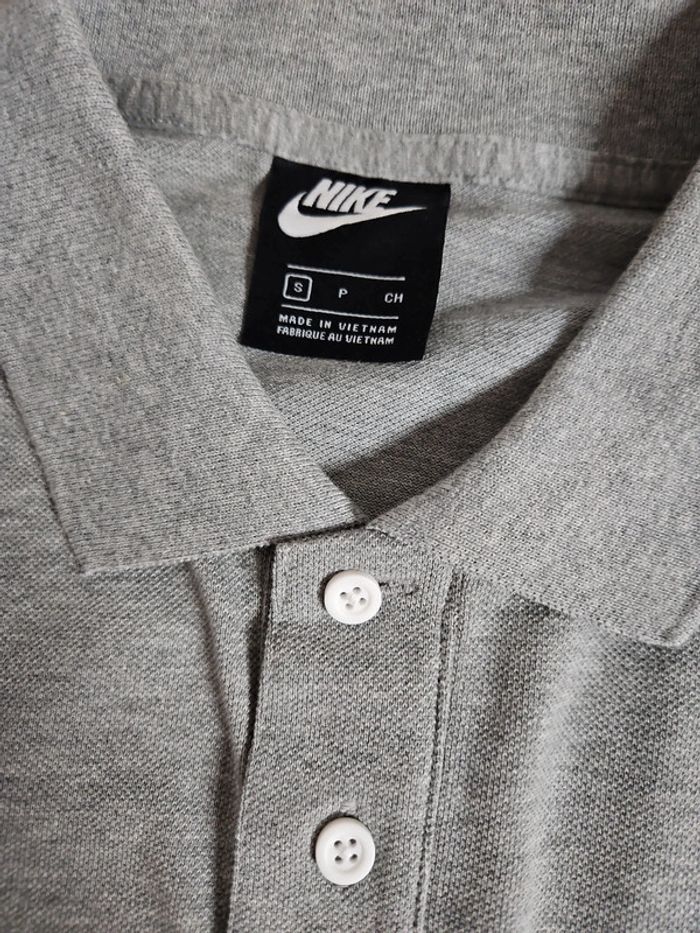 T-shirt polo homme Nike S neuf - photo numéro 3