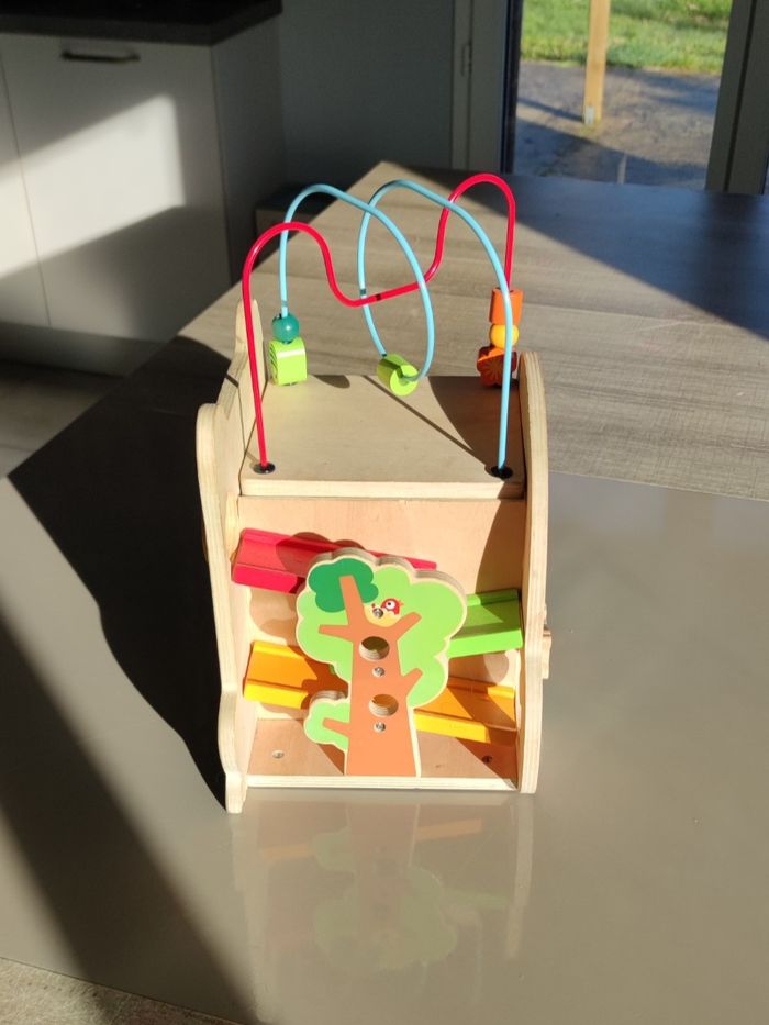 Cube de motricité en bois, Jouet d'éveil enfant - Très bon état - photo numéro 2