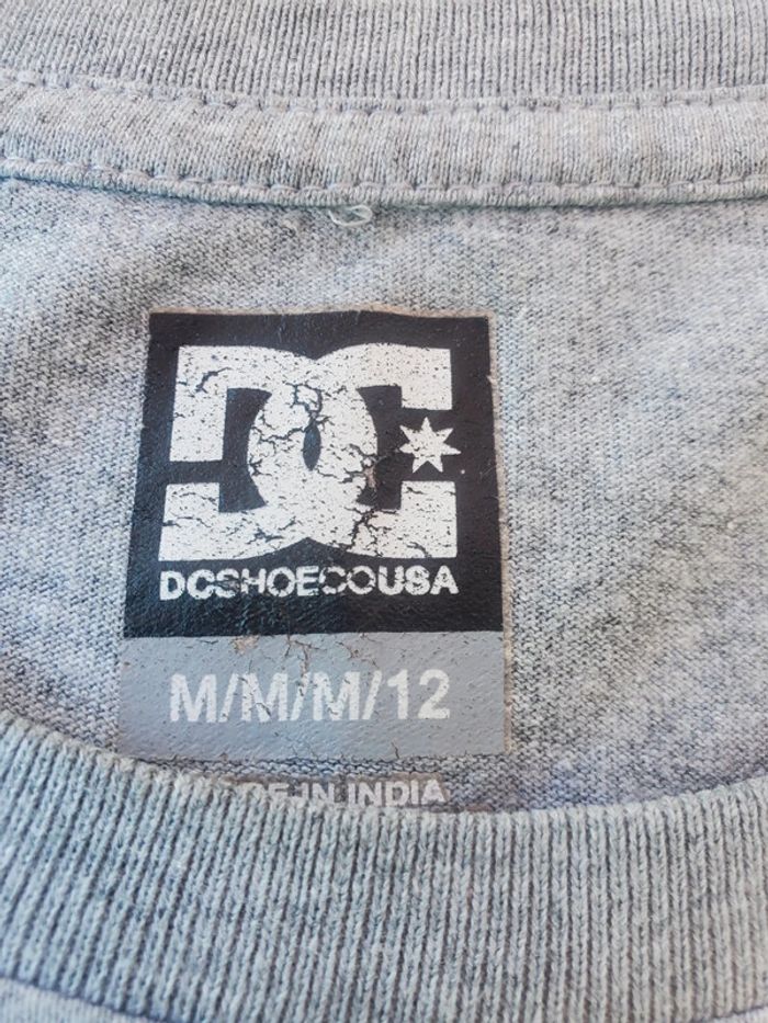 Tee-shirt DC SChoes 12 ans - photo numéro 3