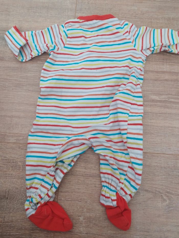 Pyjama 6 mois - photo numéro 2